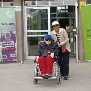 Sisters Betty and Maritza enjoying a walk through the barrio