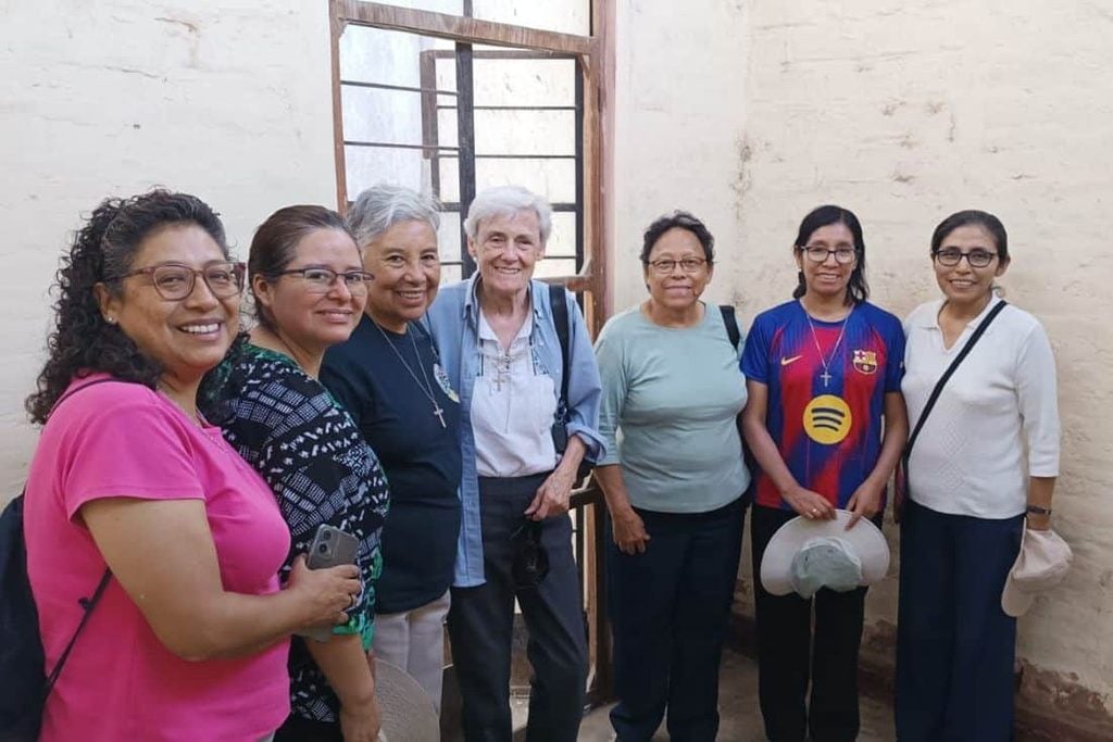 Seven sisters visiting the house where our sisters lived and missioned in Ica, Peru